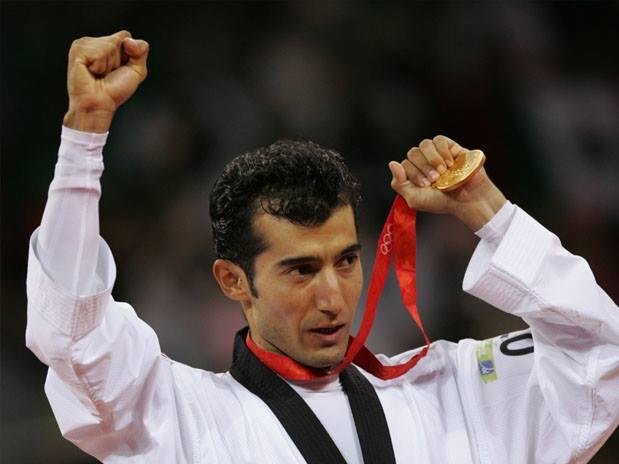 El taekwondo ha cambiado radicalmente, considera el medallista Memo Pérez