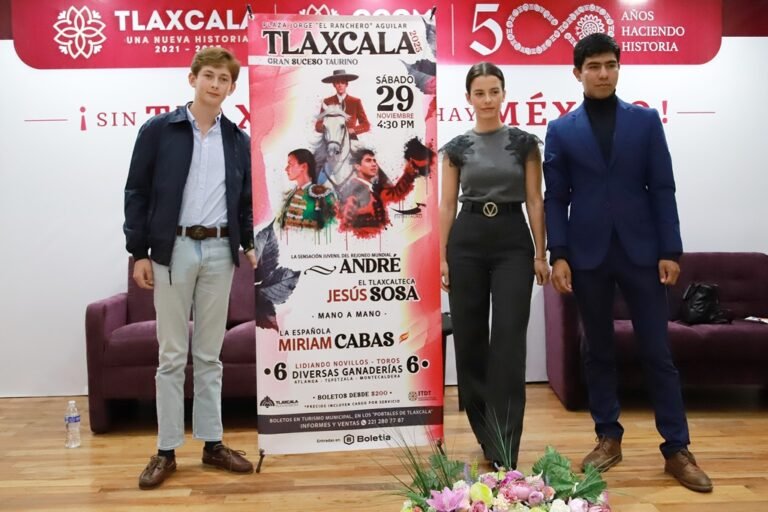 André presente en la presentación del cartel tlaxcalteca