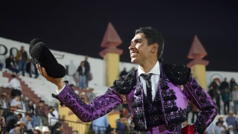 Puerta Grande para Héctor Gutiérrez en Texcoco