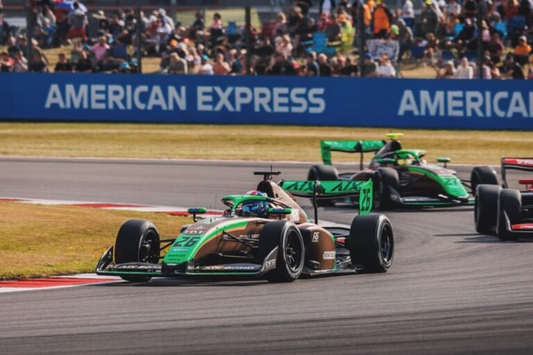 Ricardo Escotto suma experiencia en la F3, ahora en Silverstone