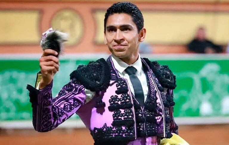 Héctor Gutiérrez se lleva la noche en Huamantla