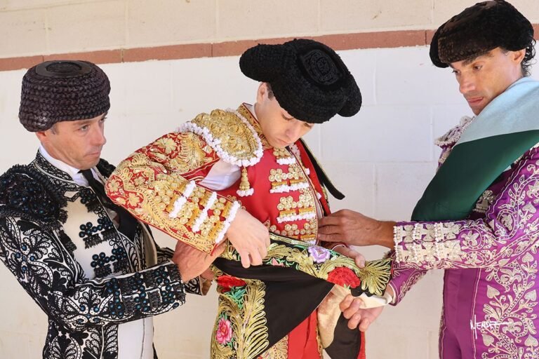 Llama la aténción Andrés García en Laguna de Duero
