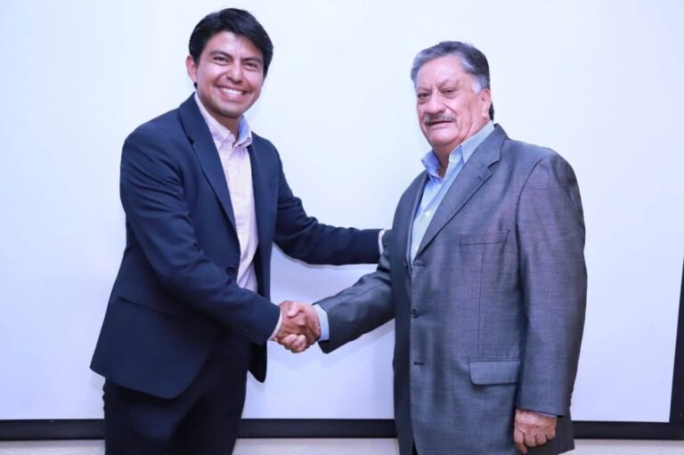 Mojito presenta a don Fernando Moreno como su apoderado