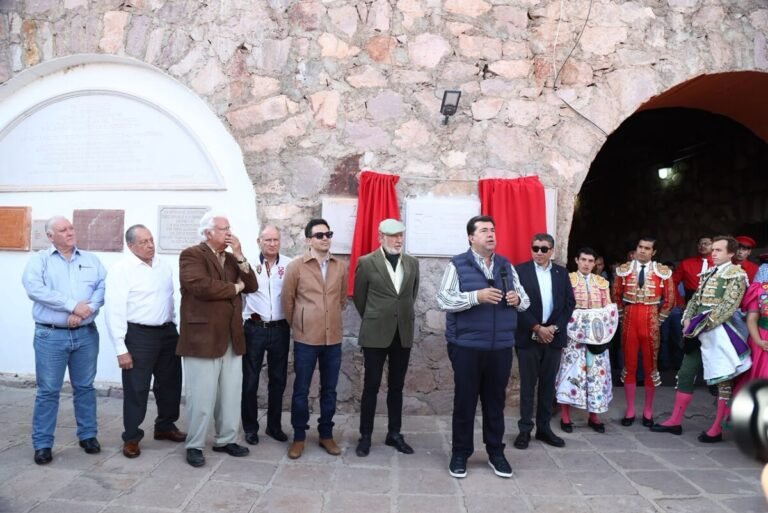 “Empresarios que no defiendan las plazas de toros, mejor que las dejen”: Pedro Haces